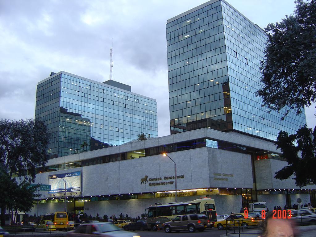 Bogotá Rooms Heroes Exterior foto